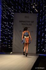 Model walk the ramp for ATSU Show at Wills Lifestyle India Fashion Week 2012 day 1 on 6th Oct 2012 (44).JPG