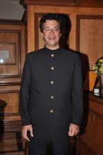 at Shobha De_s felicitation by Veuve Clicquot on 5th Oct 2012 (16).JPG