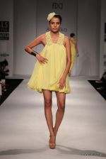 Model walk the ramp for Anaikka Show at Wills Lifestyle India Fashion Week 2012 day 2 on 7th Oct 2012 (150).JPG