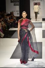 Model walk the ramp for Dev R Nil Show at Wills Lifestyle India Fashion Week 2012 day 2 on 7th Oct 2012 (48).JPG