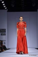 Model walk the ramp for Alpana and Neeraj Show at Wills Lifestyle India Fashion Week 2012 day 3 on 8th Oct 2012 (74).JPG