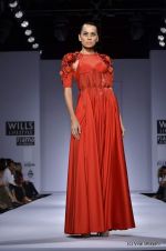 Model walk the ramp for Alpana and Neeraj Show at Wills Lifestyle India Fashion Week 2012 day 3 on 8th Oct 2012 (77).JPG