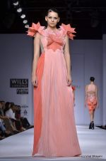 Model walk the ramp for Alpana and Neeraj Show at Wills Lifestyle India Fashion Week 2012 day 3 on 8th Oct 2012 (90).JPG