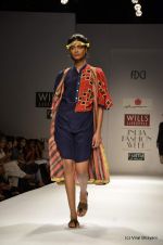 Model walk the ramp for Anupama Dayal Show at Wills Lifestyle India Fashion Week 2012 day 3 on 8th Oct 2012 (56).JPG