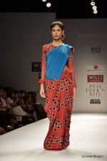Model walk the ramp for Anupama Dayal Show at Wills Lifestyle India Fashion Week 2012 day 3 on 8th Oct 2012 (71).JPG