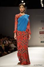 Model walk the ramp for Anupama Dayal Show at Wills Lifestyle India Fashion Week 2012 day 3 on 8th Oct 2012 (72).JPG