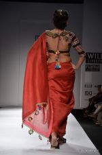 Model walk the ramp for Anupama Dayal Show at Wills Lifestyle India Fashion Week 2012 day 3 on 8th Oct 2012 (86).JPG
