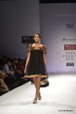 Model walk the ramp for Bhanuni by Jyoti Sharma Show at Wills Lifestyle India Fashion Week 2012 day 3 on 8th Oct 2012 (62).JPG