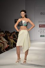 Model walk the ramp for Gaurav & Ritika Show at Wills Lifestyle India Fashion Week 2012 day 3 on 8th Oct 2012 (33).JPG