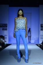 Model walk the ramp for Anand Bhushan Show at Wills Lifestyle India Fashion Week 2012 day 4 on 9th Oct 2012 (16).JPG