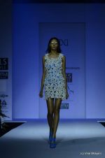 Model walk the ramp for Anand Bhushan Show at Wills Lifestyle India Fashion Week 2012 day 4 on 9th Oct 2012 (6).JPG