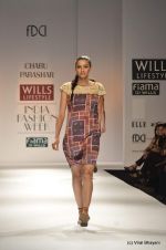 Model walk the ramp for Charu Parashar Show at Wills Lifestyle India Fashion Week 2012 day 5 on 10th Oct 2012 (36).JPG