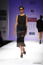 Model walk the ramp for Raj Shroff Show at Wills Lifestyle India Fashion Week 2012 day 5 on 10th Oct 2012 (120).JPG