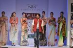 Model walk the ramp for Rajdeep Ranawat Show at Wills Lifestyle India Fashion Week 2012 day 5 on 10th Oct 2012 (119).JPG