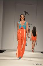 Model walk the ramp for Shivan and Narresh Show at Wills Lifestyle India Fashion Week 2012 day 5 on 10th Oct 2012 (21).JPG