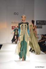 Model walk the ramp for Solatee by Sulakshana Show at Wills Lifestyle India Fashion Week 2012 day 5 on 10th Oct 2012 (54).JPG