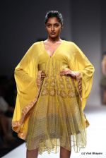 Model walk the ramp for Virtues Show at Wills Lifestyle India Fashion Week 2012 day 5 on 10th Oct 2012 (173).JPG
