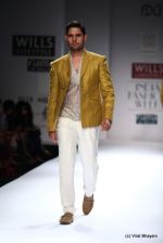 Model walk the ramp for Virtues Show at Wills Lifestyle India Fashion Week 2012 day 5 on 10th Oct 2012 (204).JPG