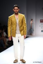 Model walk the ramp for Virtues Show at Wills Lifestyle India Fashion Week 2012 day 5 on 10th Oct 2012 (206).JPG