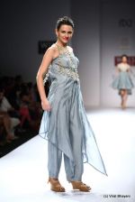 Model walk the ramp for Virtues Show at Wills Lifestyle India Fashion Week 2012 day 5 on 10th Oct 2012 (211).JPG