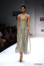 Model walk the ramp for Virtues Show at Wills Lifestyle India Fashion Week 2012 day 5 on 10th Oct 2012 (222).JPG