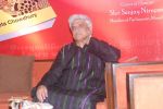 Javed Akhtar at the Launch of Javed Akhtar_s book Shubh Vivaah in Mumbai on 10th Oct 2012 (17).JPG