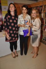 Tisca Chopra at Operation Lipstick Book Launch in Crosswords, Mumbai on 10th Oct 2012 (19).JPG