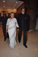 Amitabh Bachchan, Jaya Bachchan at Seventy Art show for Big B_s birthday in Mumbai on 11th Oct 2012 (160).JPG