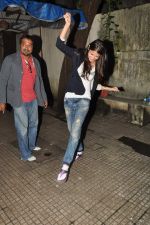 Anushka Sharma, Anurag Kashyap snapped at Ketnav in Mumbai on 11th Oct 2012 (35).JPG