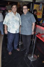 David Dhawan, Ramesh S Taurani at the Premiere of Bhoot Returns in PVR, Mumbai on 11th Oct 2012 (100).JPG