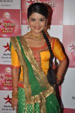 at Star Pariwar Diwali episodes red carpet in Mumbai on 13th Oct 2012 (17).JPG