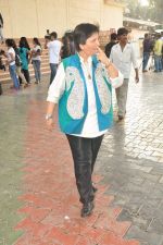 Falguni Pathak at Star Plus Dandia shoot in Malad, Mumbai on 15th Oct 2012 (39).JPG