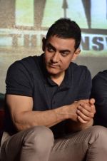 Aamir Khan at the music launch of film Talaash in Mumbai on 18th Oct 2012 (213).JPG