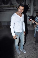 John Abraham at Student of the year special screening in PVR, Mumbai on 18th Oct 2012 (53).JPG