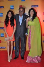 Sridevi, Boney Kapoor, Jhanvi Kapoor at Mami film festival opening night on 18th Oct 2012 (49).JPG