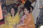Moushumi Chatterjee, Tina Ambani at North Mumbai durga pooja in Mumbai on 22nd Oct 2012 (40).JPG