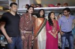 Juhi Chawla at the launch of Riyaz Gangji_s Maharaja collection in Juhu, Mumbai on 23rd Oct 2012 (21).JPG