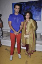 Rohit Roy, Manasi Joshi Roy at the launch of Rouble Nagi_s exhibition in Olive, Mumbai on 23rd Oct 2012 (71).JPG