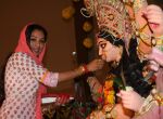 Rupali Ganguly at North Bombay Sarbojanin Durga Puja in Mumbai on 24th Oct 2012.JPG