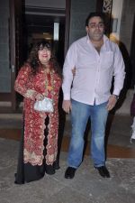 Dolly Bindra at Pahlaj Nahlani_s sons wedding reception in Mumbai on 26th Oct 2012 (109).JPG