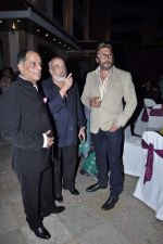Jackie Shroff at Pahlaj Nahlani_s sons wedding reception in Mumbai on 26th Oct 2012 (149).JPG