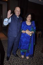 Prem Chopra at Pahlaj Nahlani_s sons wedding reception in Mumbai on 26th Oct 2012 (28).JPG