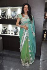 Sridevi at the launch of Begani jewels in Huges Road, Mumbai on 26th Oct 2012 (68).JPG