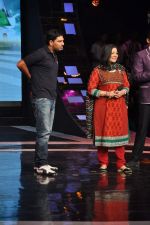 Yuvraj Singh on the sets of India_s Got Talent in Filmcity, Mumbai on 26th Oct 2012 (10).JPG