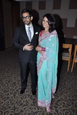 at Pahlaj Nahlani_s sons wedding reception in Mumbai on 26th Oct 2012 (14).JPG