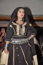 at Shabd film promotion fashion show with beggars on the ramp on 29th Oct 2012 (146).JPG