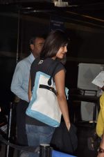 Priyanka Chopra snapped at International airport on 31st Oct 2012 (29).JPG