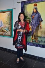 priya dutt at Devangana Kumar_s exhibition in Tao on 1st Nov 2012.JPG