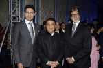 Abhishek Bachchan, Amitabh Bachchan at Sunil Gavaskar honour by Ulysse Nardin in Mumbai on 3rd Nov 2012 (111).JPG