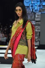 Model walk the ramp for Asmita Marwah Show at Blender_s Pride Fashion Tour Day 1 on 3rd Nov 2012 (57).JPG